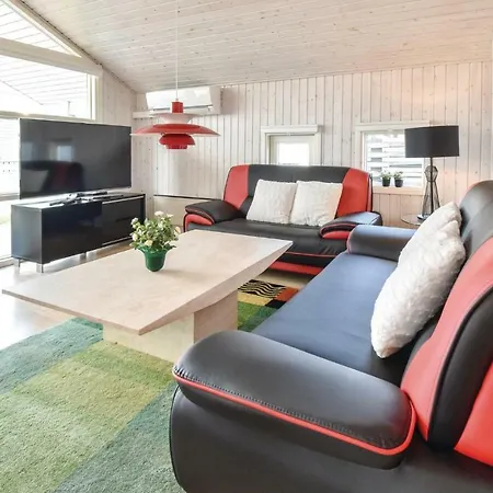 2 Bedroom Amazing In Hébergement de vacances